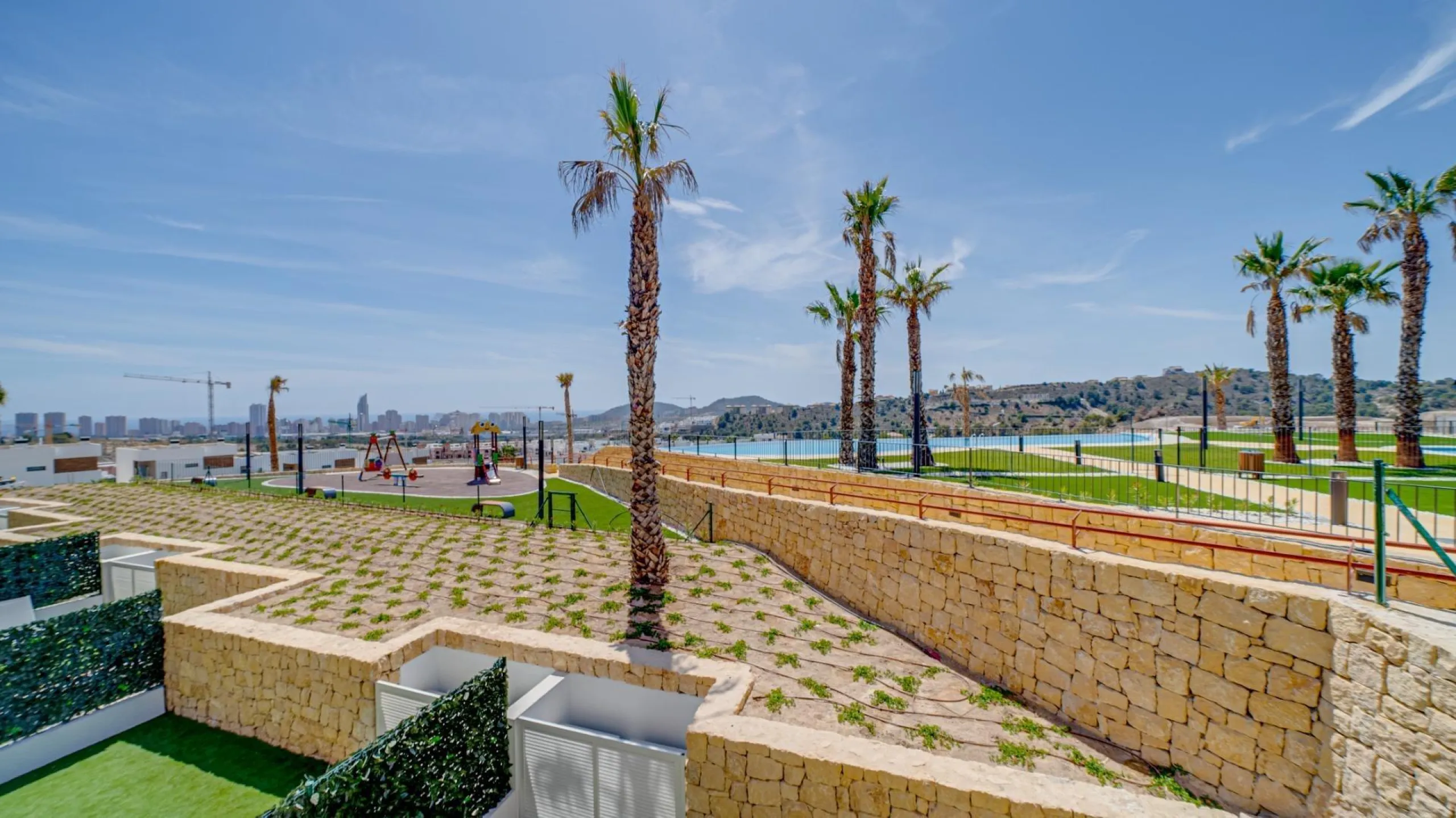 New spacious duplex in Finestrat.