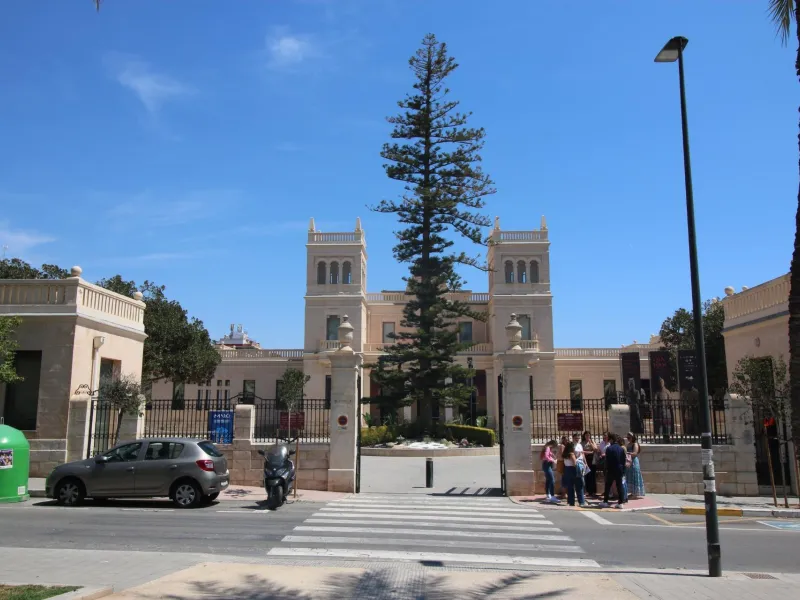 EDIFICIO EN VENTA EN ALICANTE - PLA DEL BON REPOS