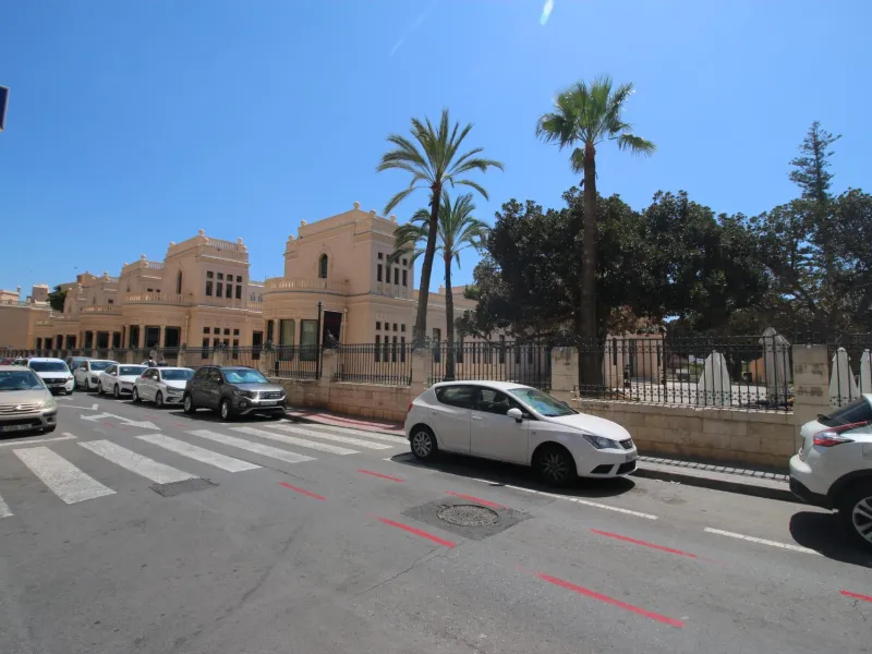 EDIFICIO EN VENTA EN ALICANTE - PLA DEL BON REPOS