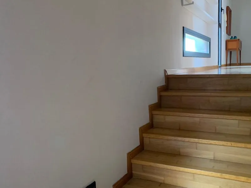Casa moderna y luminosa con piscina en Montemar, Castelldefels