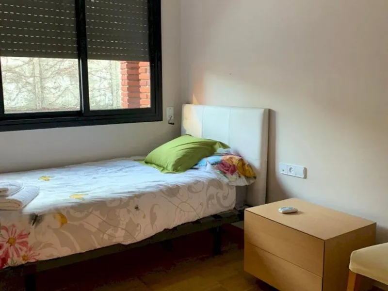 Casa moderna y luminosa con piscina en Montemar, Castelldefels