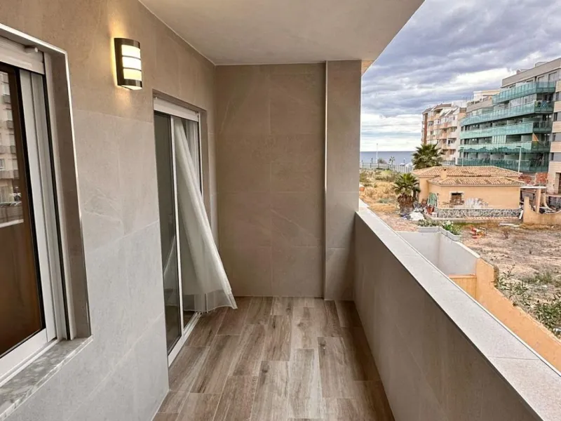 Реконструированная квартира в Торревьеха с лицензией на туристическую деятельность
