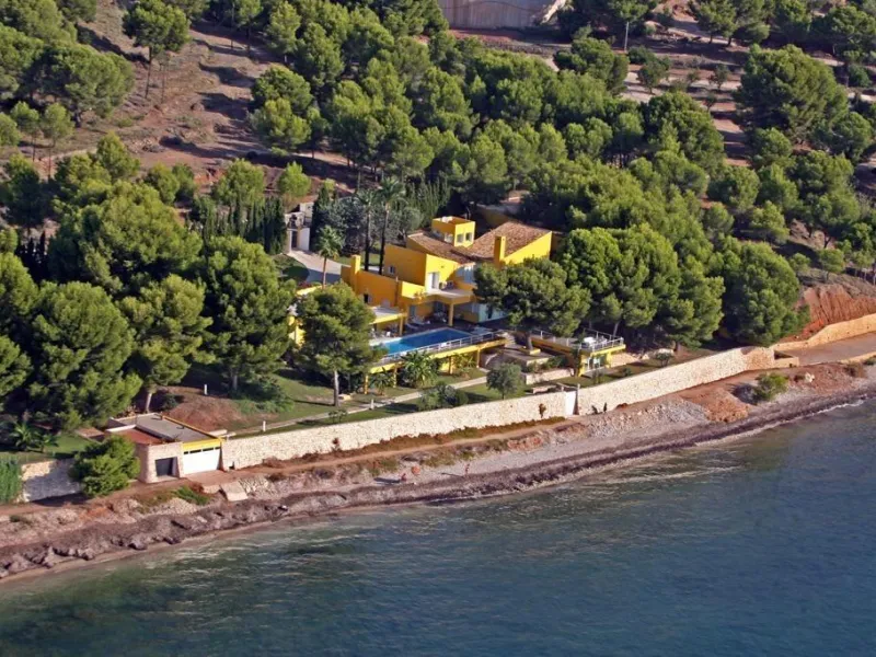 Villa de lujo con acceso directo al mar