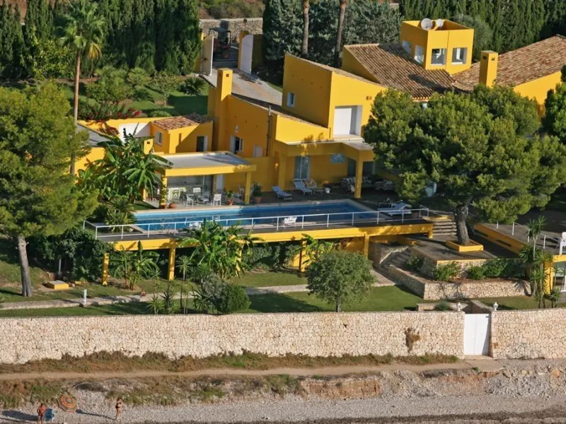 Villa de lujo con acceso directo al mar