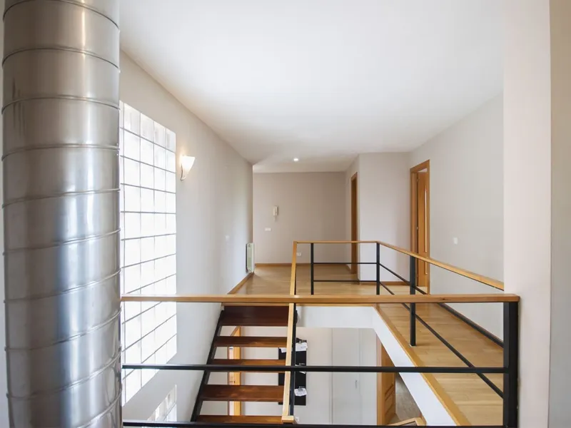 Casa moderna y luminosa con piscina en Montemar, Castelldefels