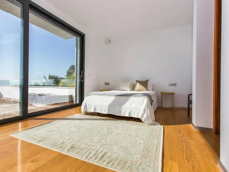 Modern and exclusive villas with sea views in Castelldefels, Barcelona