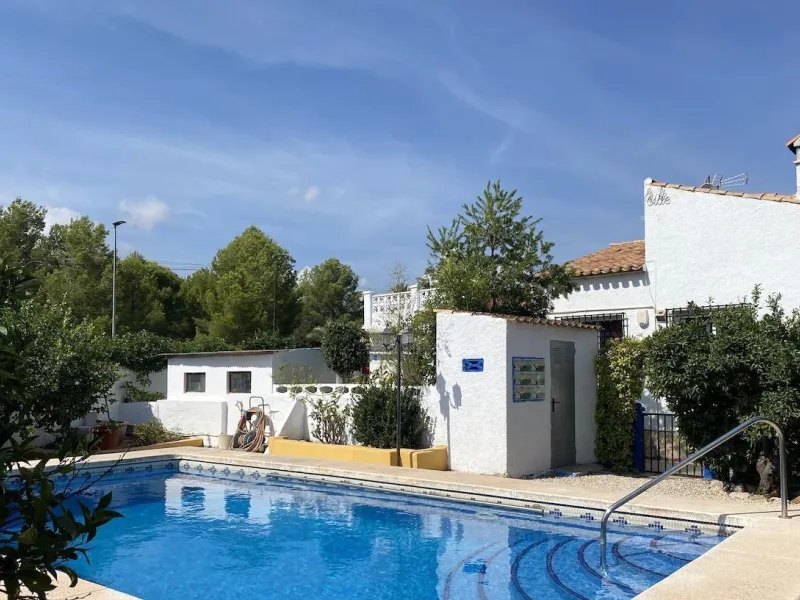 LOVELY VILLA IN ALFAS DEL PI