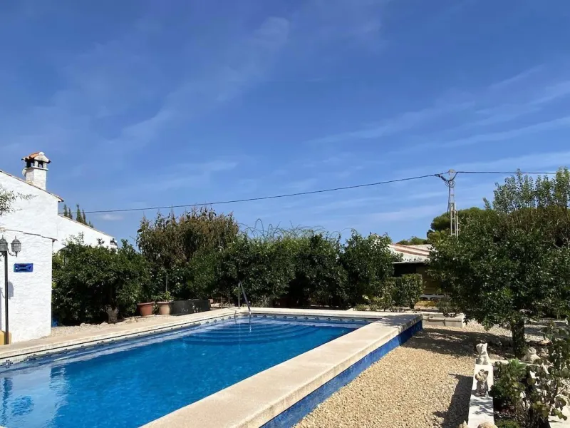 LOVELY VILLA IN ALFAS DEL PI