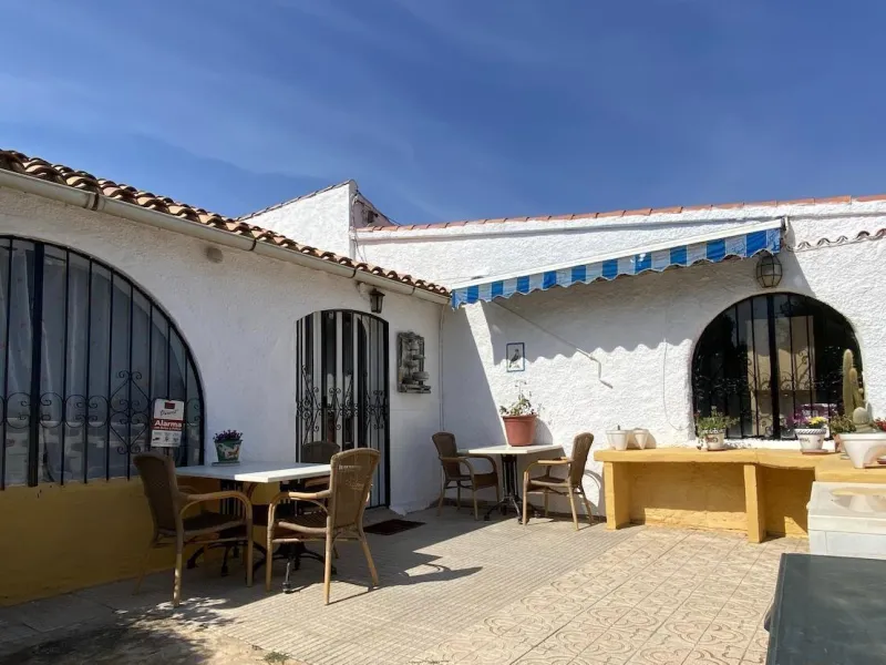 LOVELY VILLA IN ALFAS DEL PI