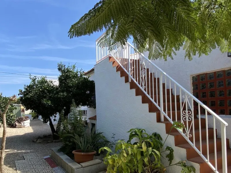 LOVELY VILLA IN ALFAS DEL PI