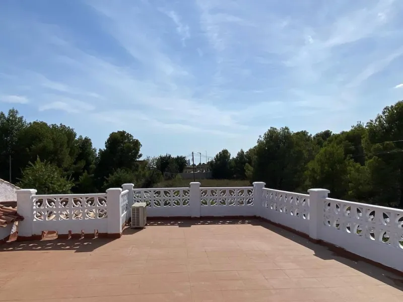 LOVELY VILLA IN ALFAS DEL PI