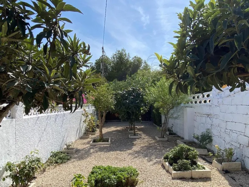 LOVELY VILLA IN ALFAS DEL PI