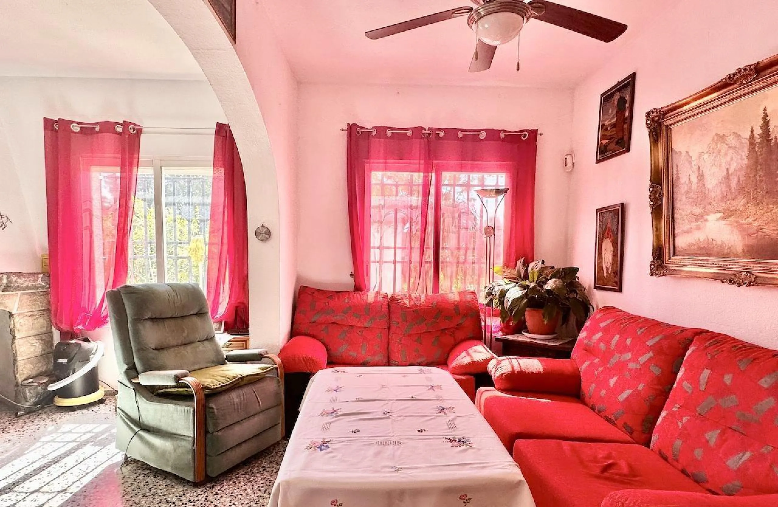 LOVELY VILLA IN ALFAS DEL PI