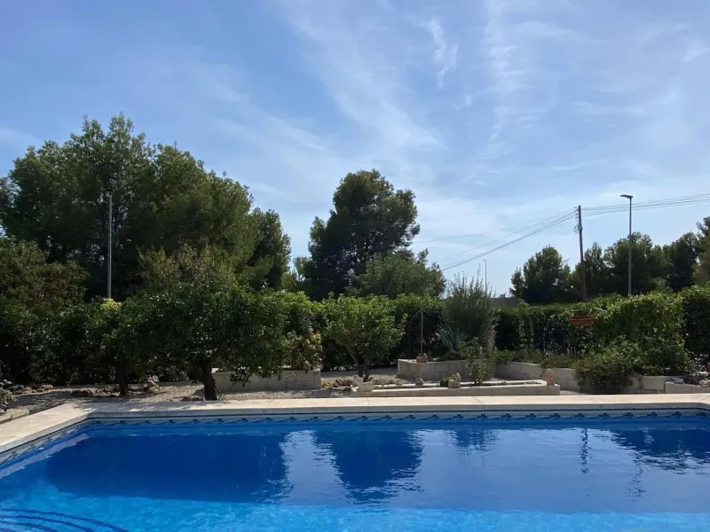 LOVELY VILLA IN ALFAS DEL PI