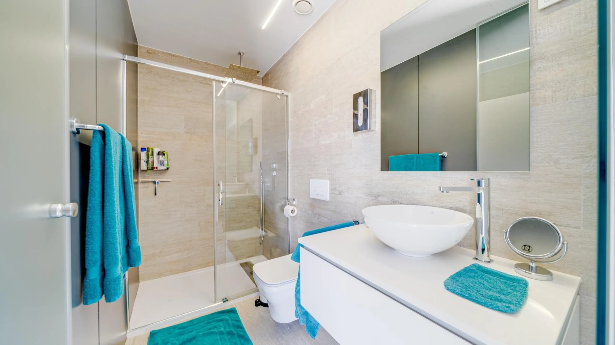 LUXURY VILLA FOR A LARGE FAMILY IN FINESTRAT