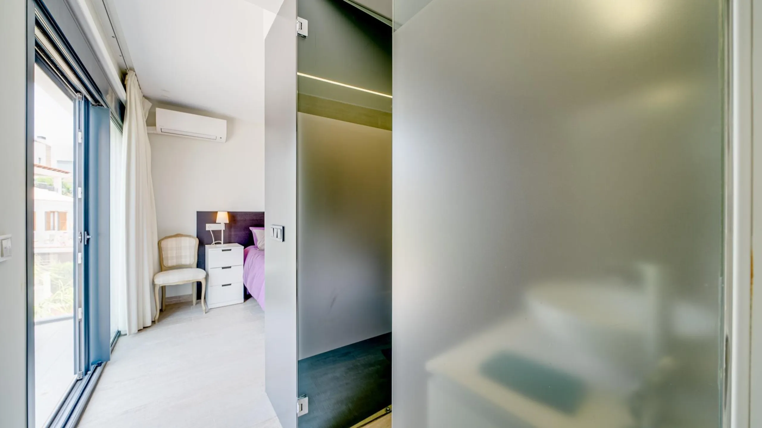 LUXURY VILLA FOR A LARGE FAMILY IN FINESTRAT