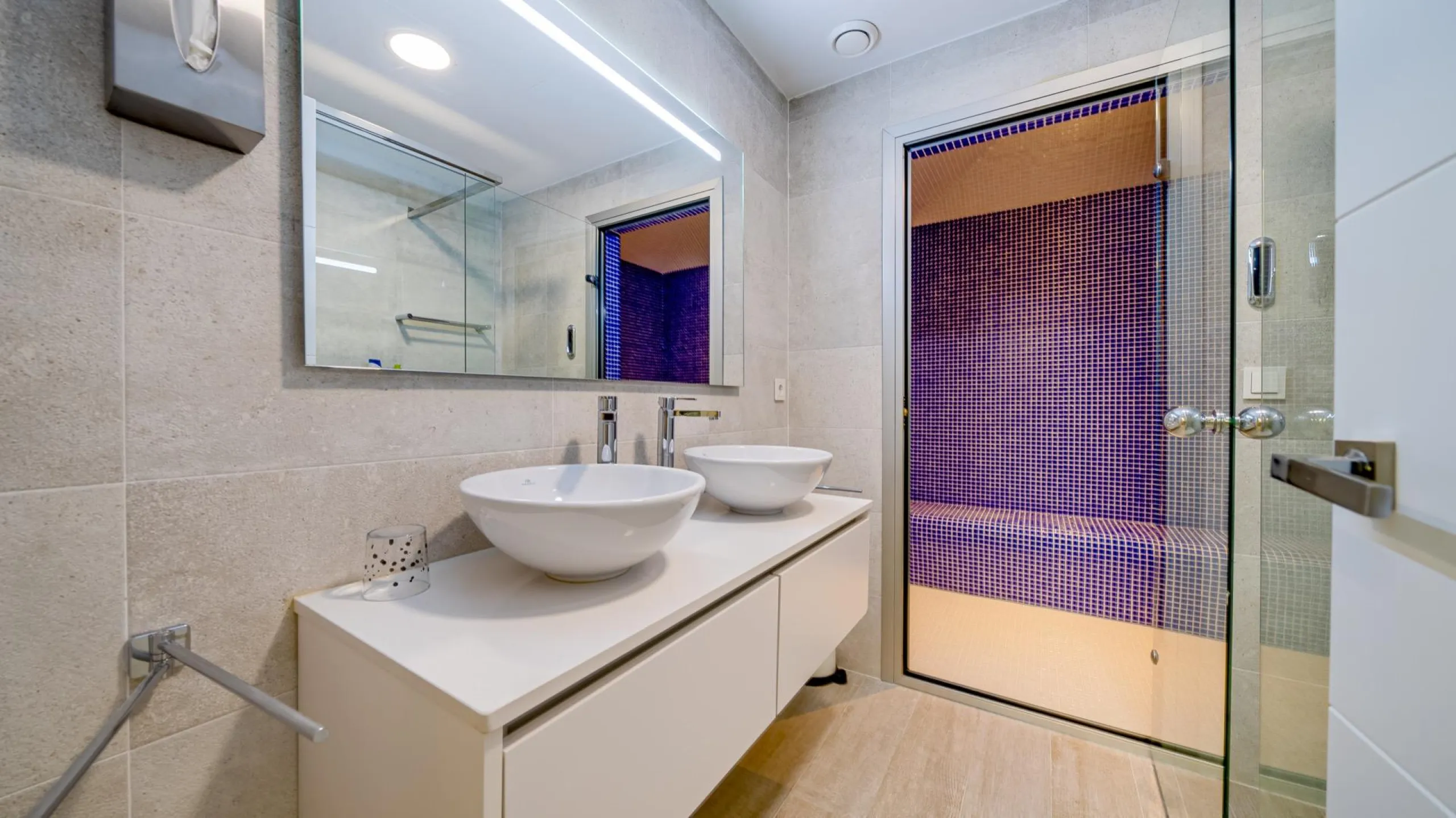 LUXURY VILLA FOR A LARGE FAMILY IN FINESTRAT