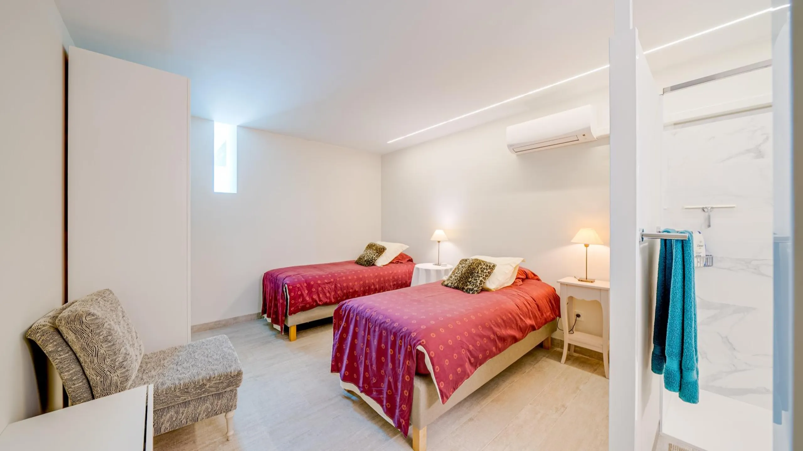 LUXURY VILLA FOR A LARGE FAMILY IN FINESTRAT