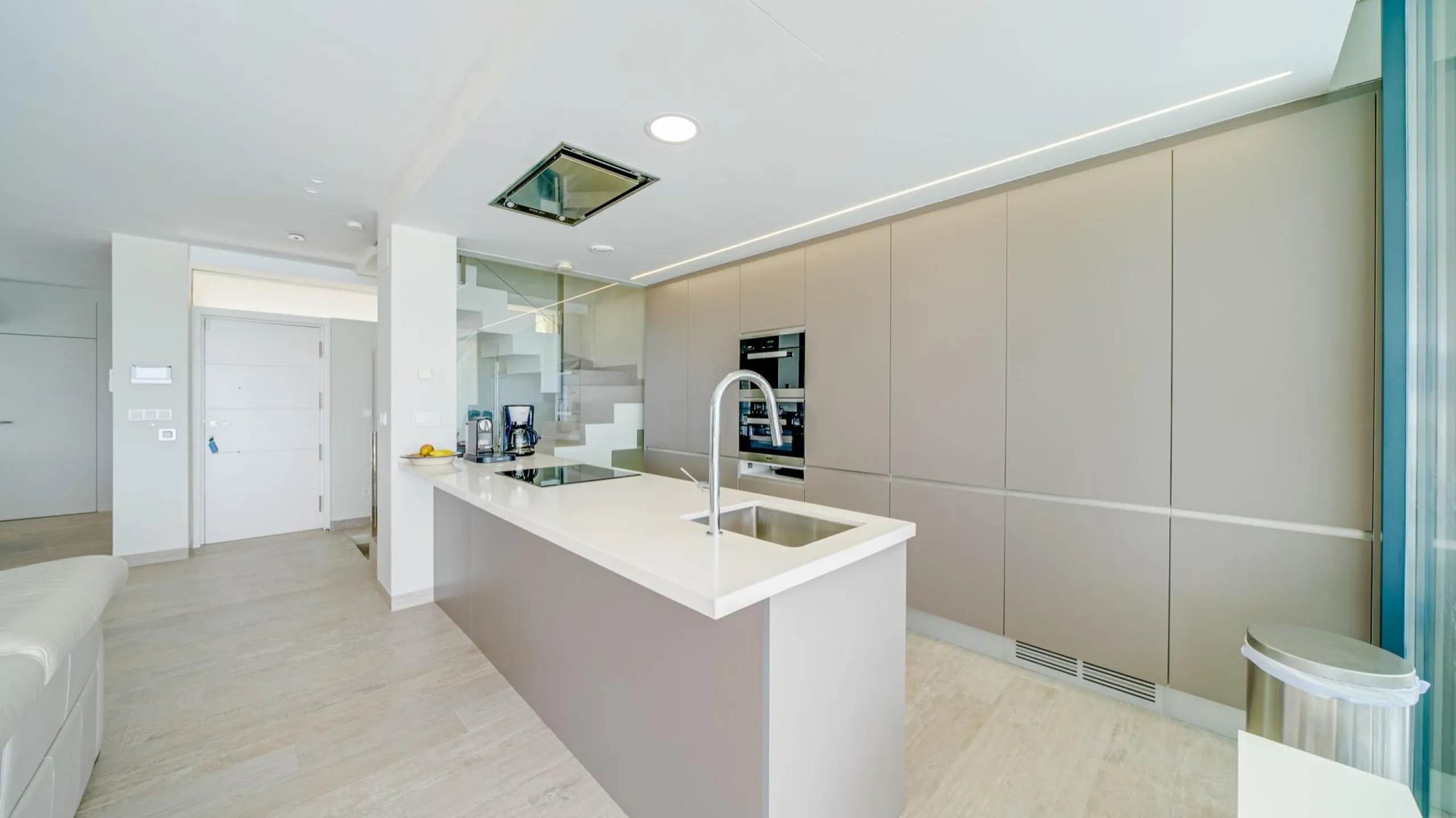 LUXURY VILLA FOR A LARGE FAMILY IN FINESTRAT