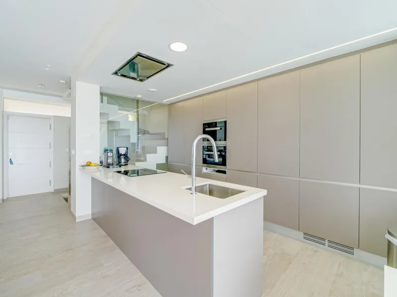 LUXURY VILLA FOR A LARGE FAMILY IN FINESTRAT