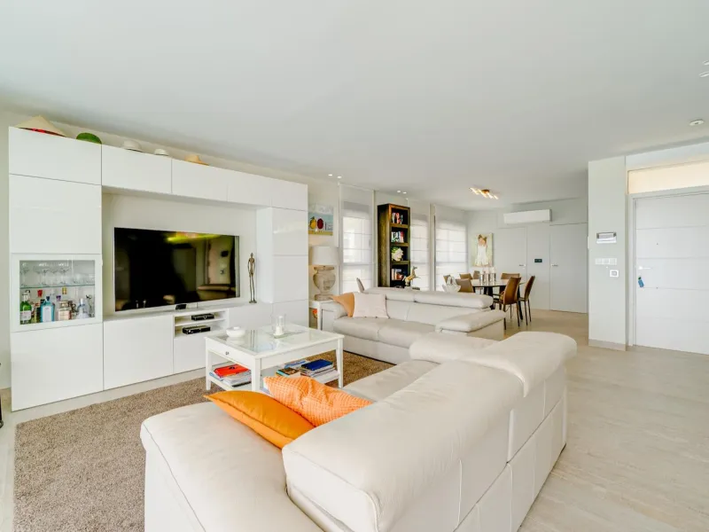 LUXURY VILLA FOR A LARGE FAMILY IN FINESTRAT