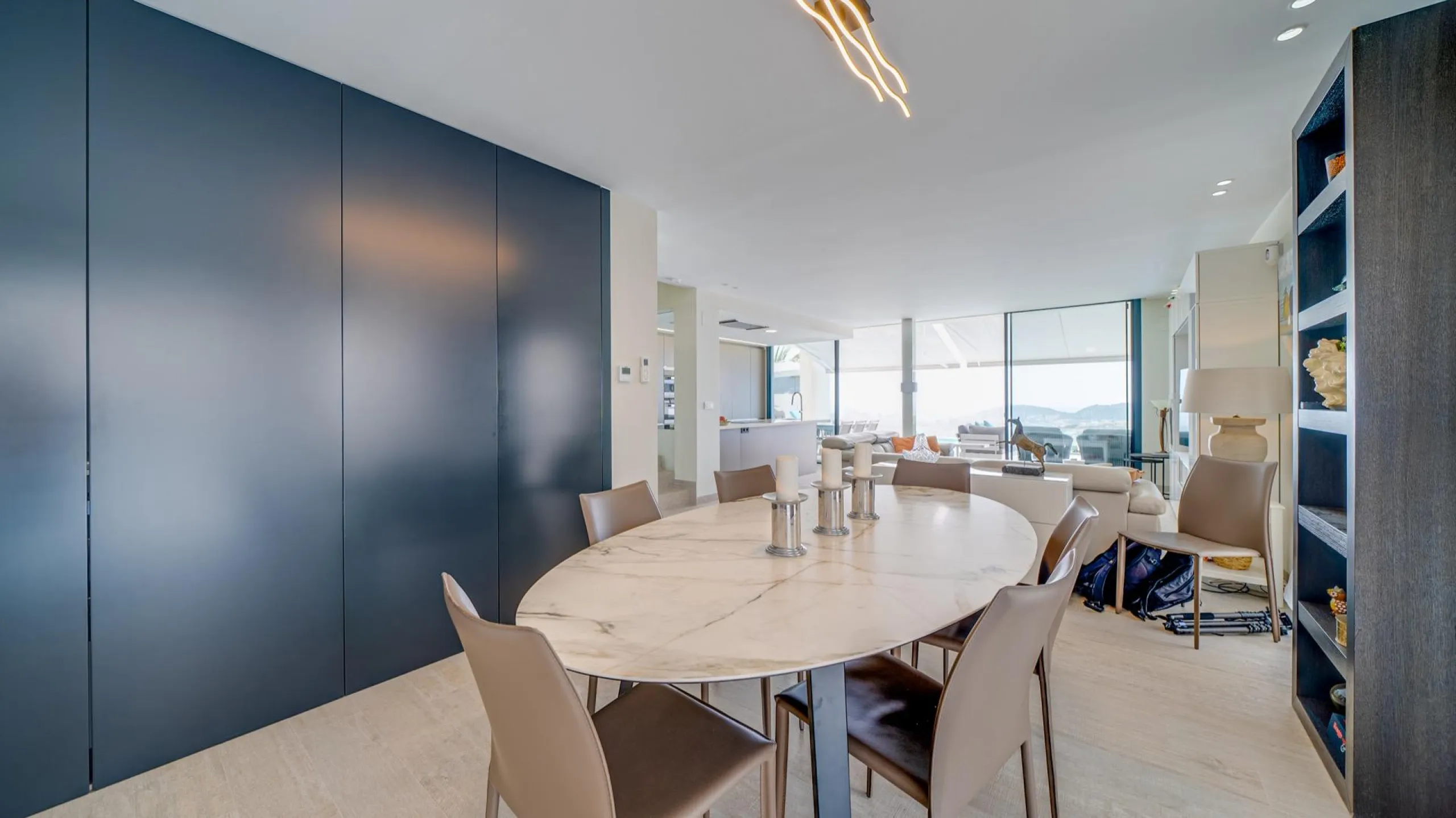 LUXURY VILLA FOR A LARGE FAMILY IN FINESTRAT
