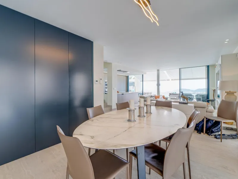 LUXURY VILLA FOR A LARGE FAMILY IN FINESTRAT