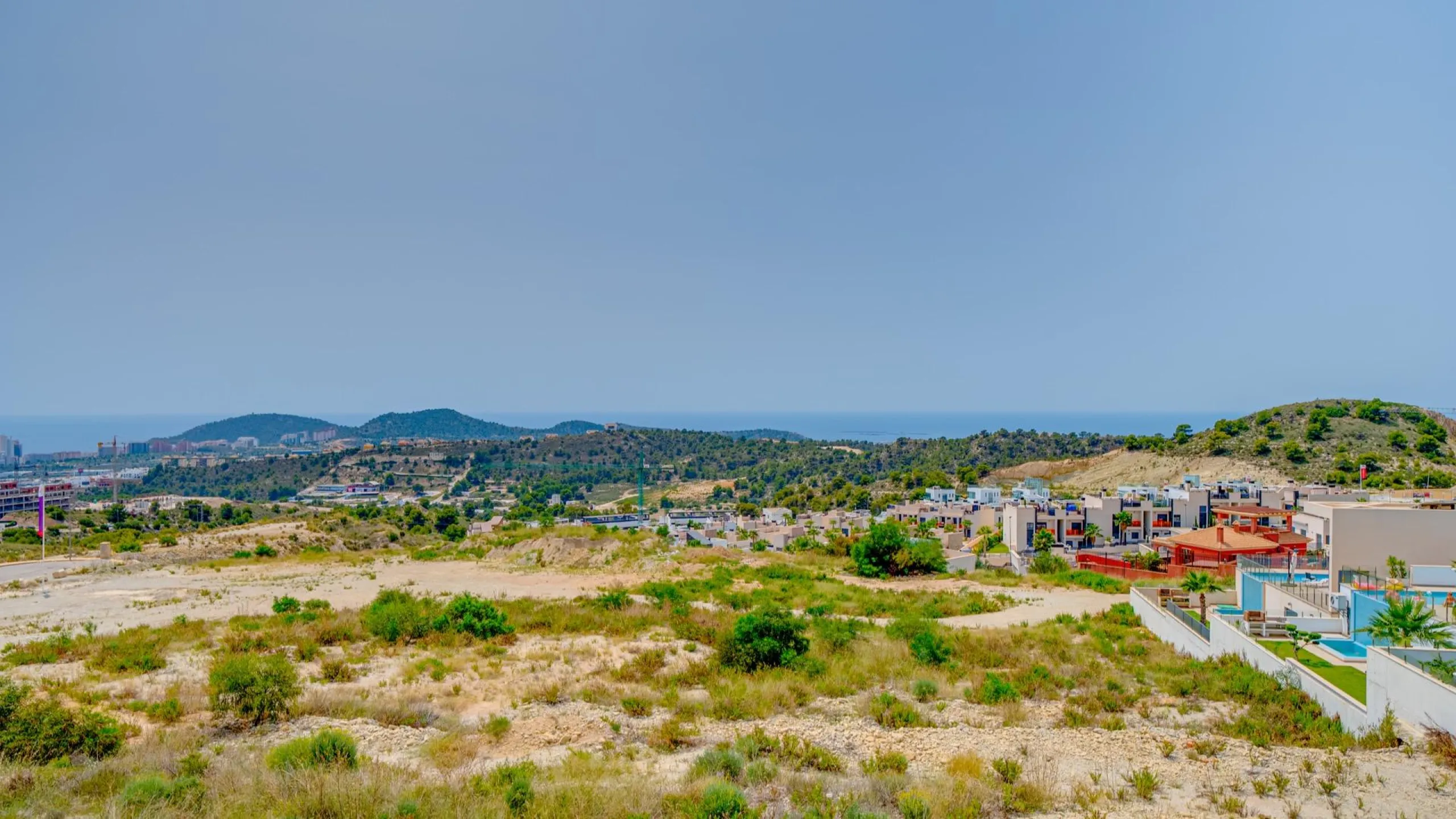 LUXURY VILLA FOR A LARGE FAMILY IN FINESTRAT