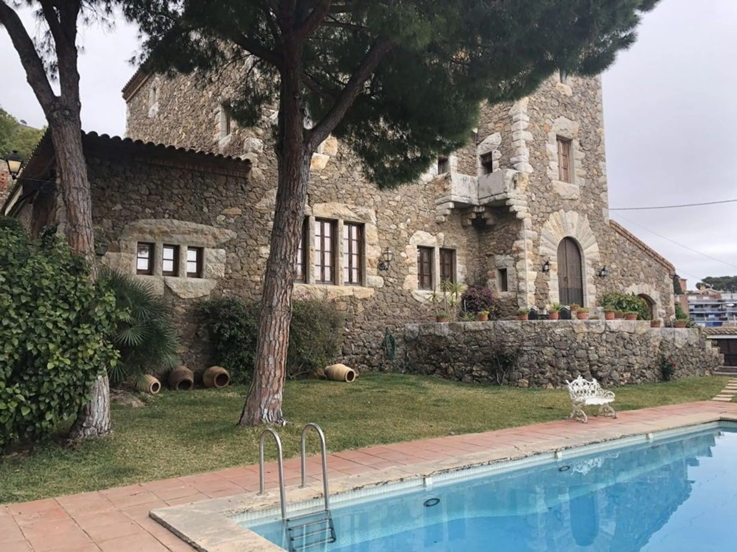 Historic modernist masia with sea views in Castelldefels, Barcelona