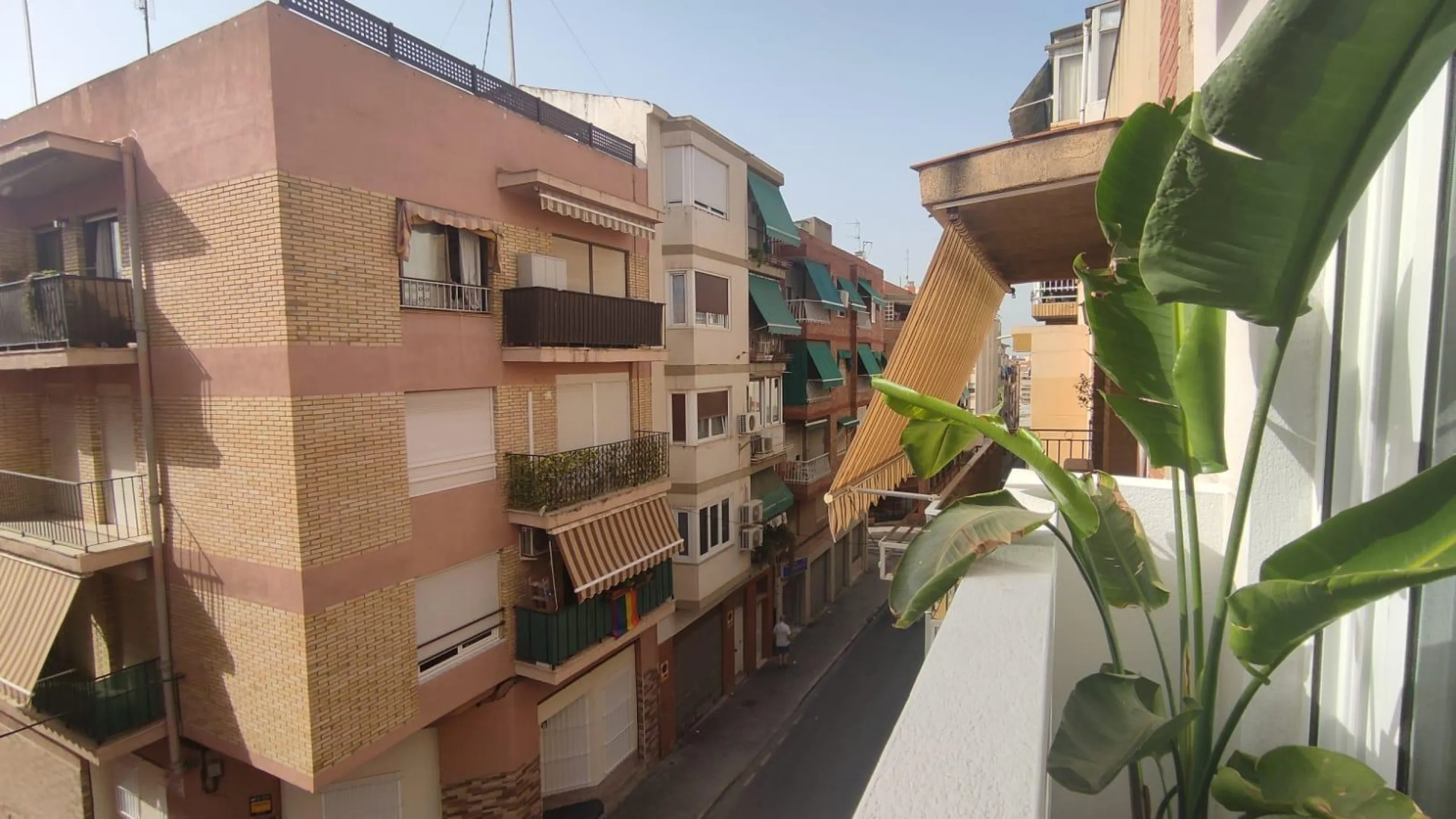Apartamento de 2 dormitorios y 2 baños en San Blas de Alicante