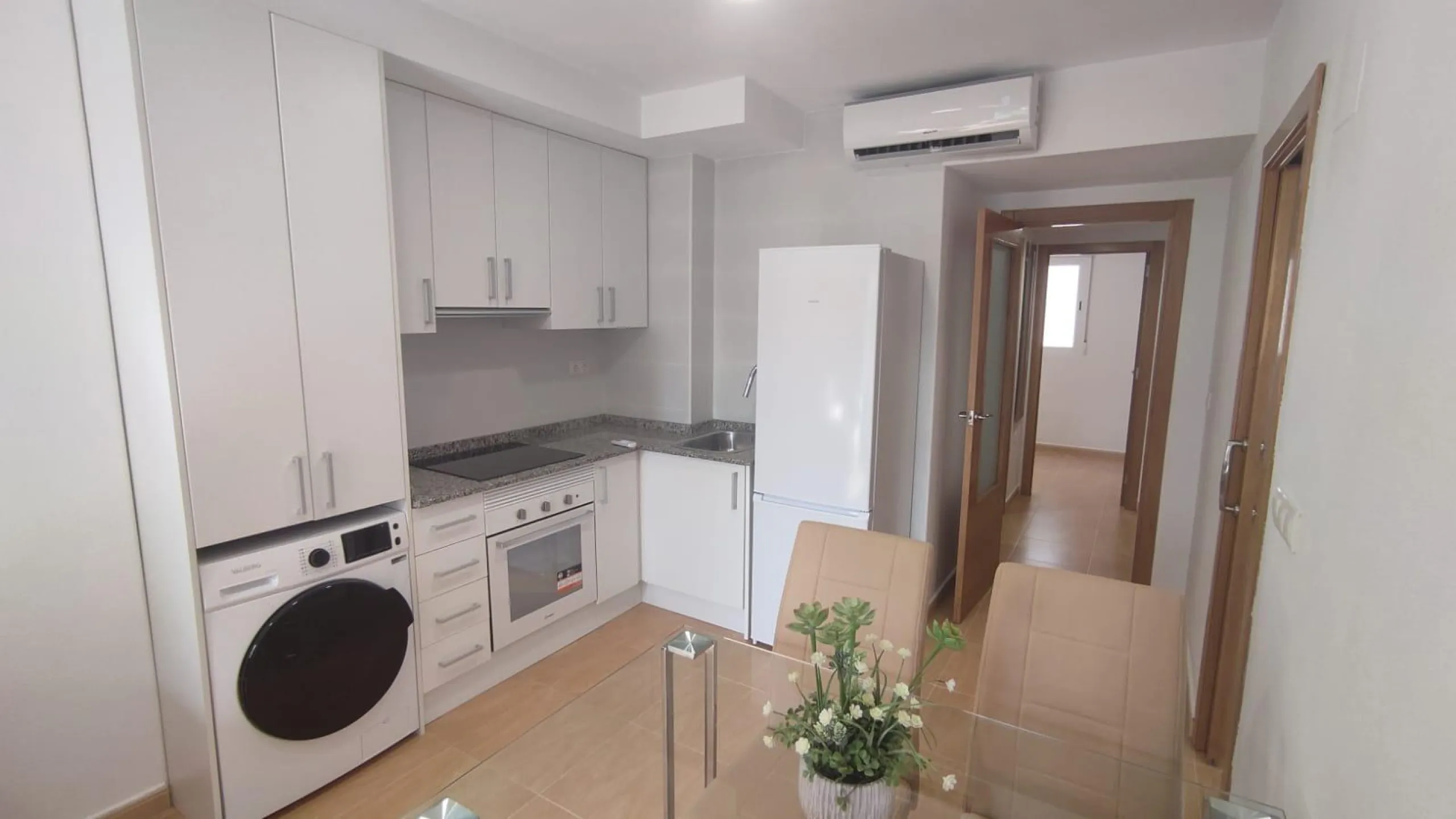 Apartamento de 2 dormitorios y 2 baños en San Blas de Alicante