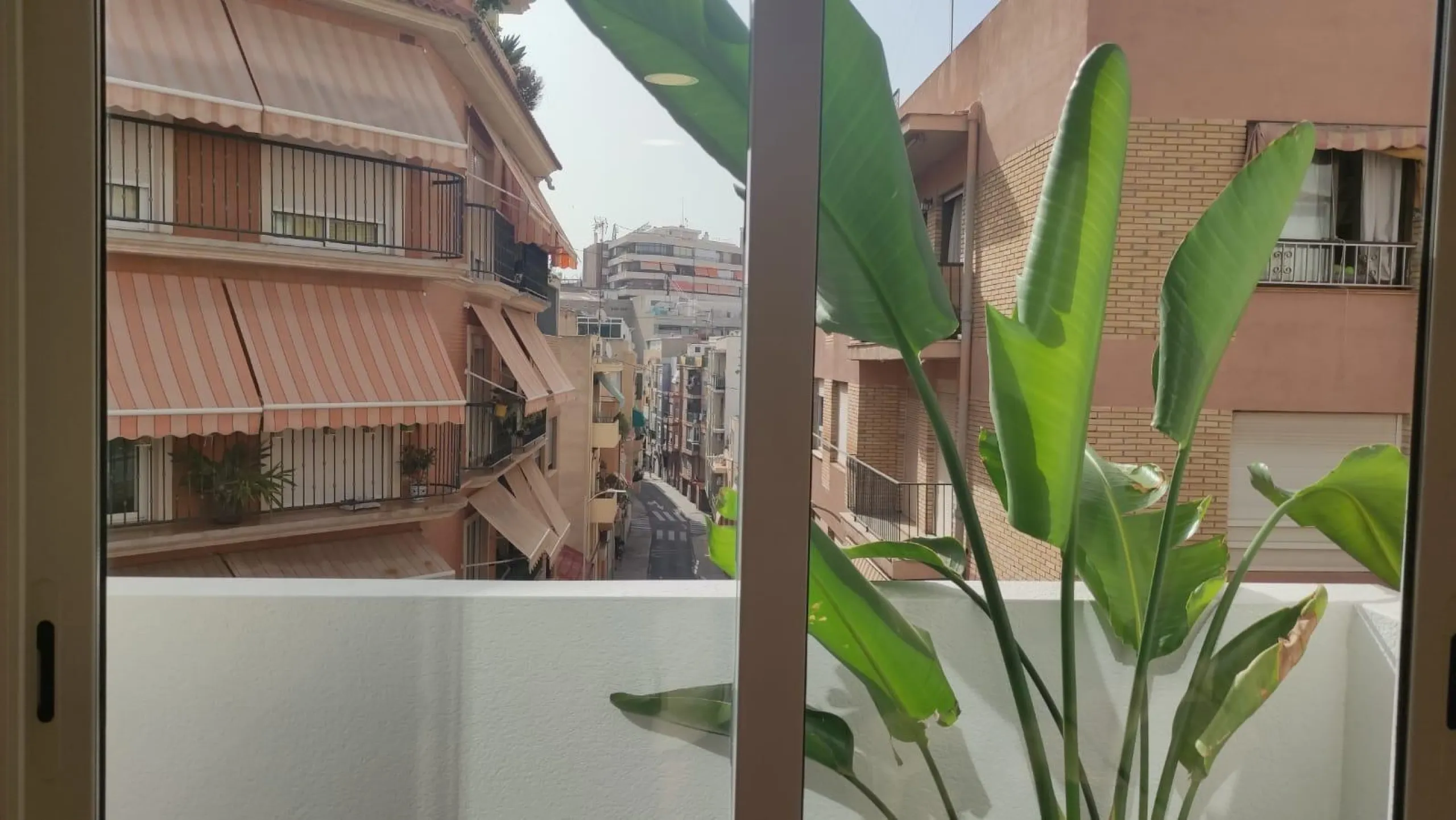 Apartamento de 2 dormitorios y 2 baños en San Blas de Alicante