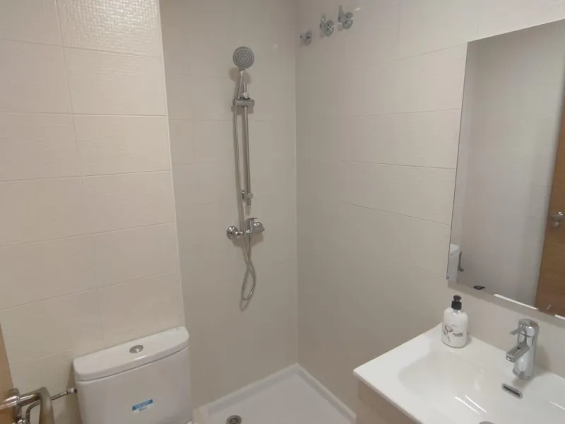 Apartamento de 2 dormitorios y 2 baños en San Blas de Alicante