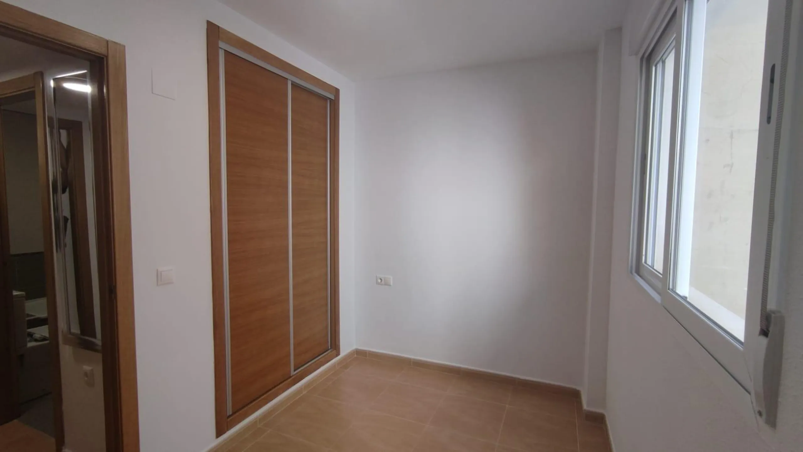 Apartamento de 2 dormitorios y 2 baños en San Blas de Alicante