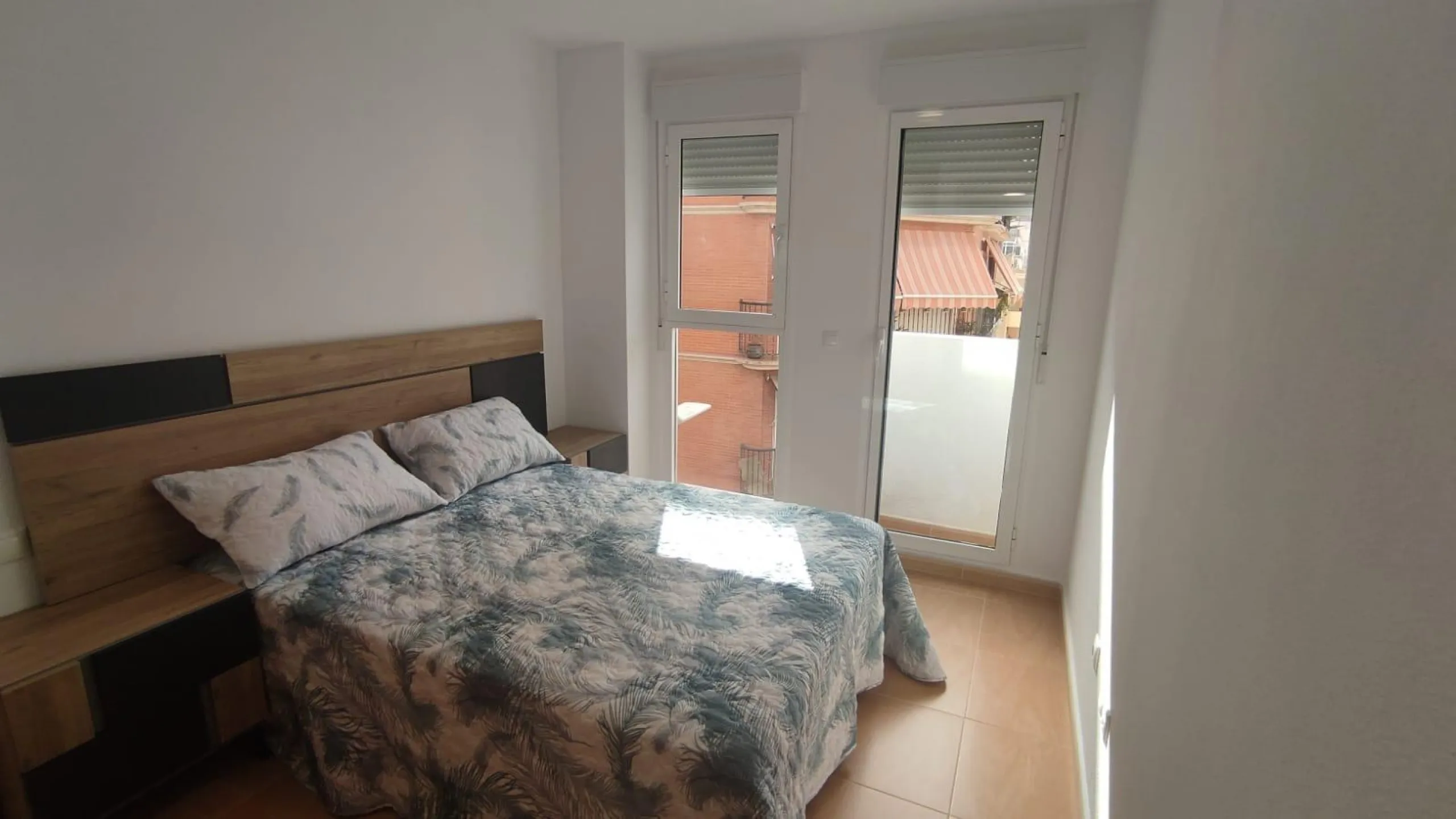Apartamento de 2 dormitorios y 2 baños en San Blas de Alicante