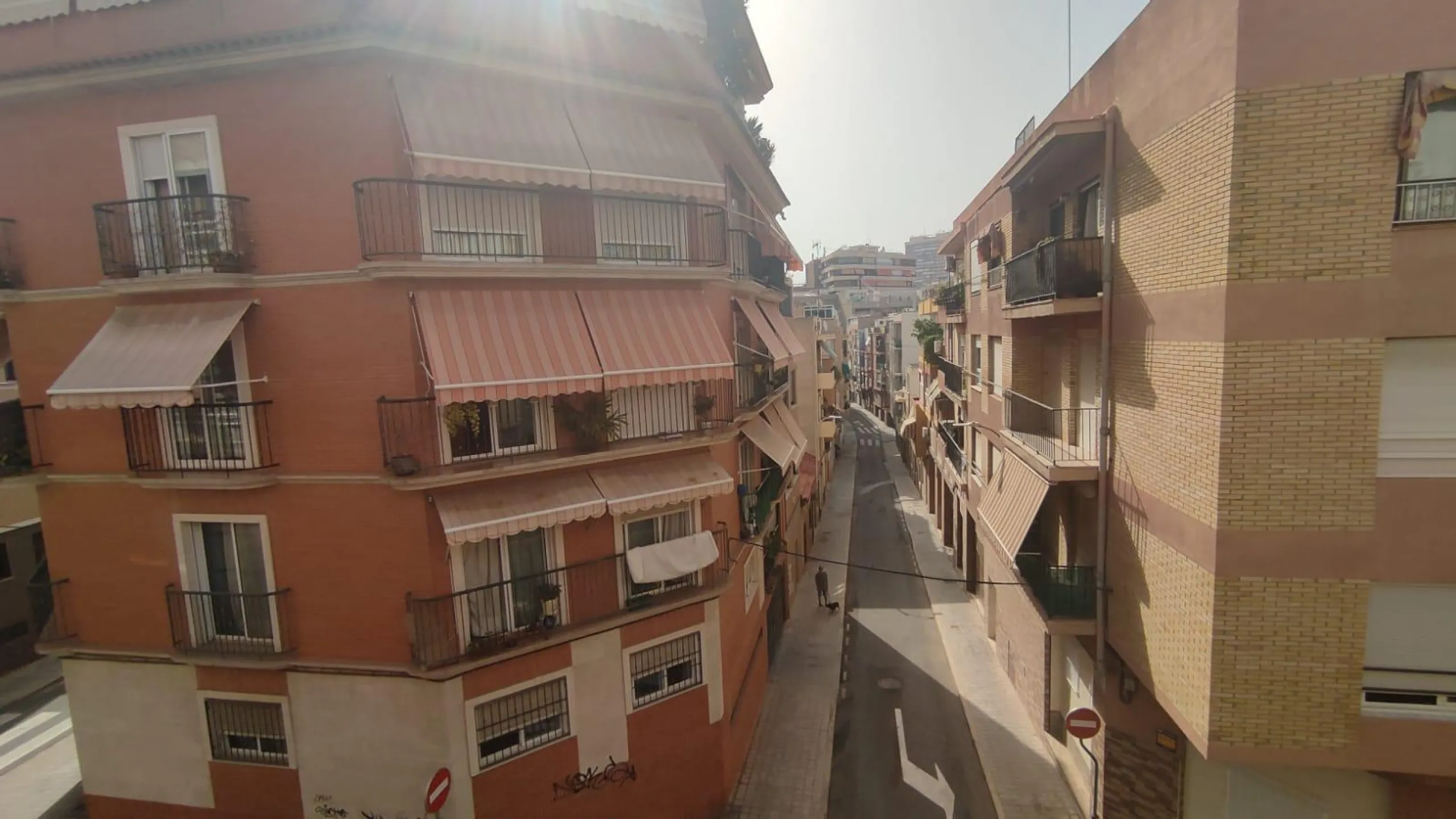 Apartamento de 2 dormitorios y 2 baños en San Blas de Alicante
