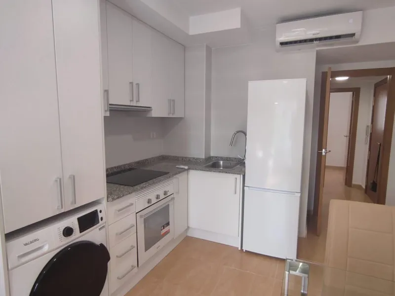 Apartamento de 2 dormitorios y 2 baños en San Blas de Alicante