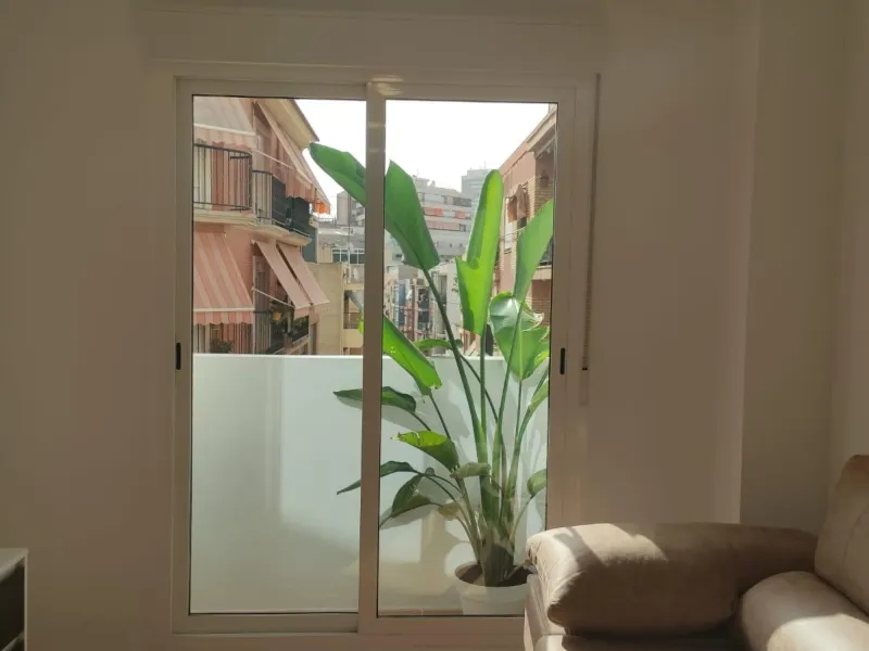 Apartamento de 2 dormitorios y 2 baños en San Blas de Alicante