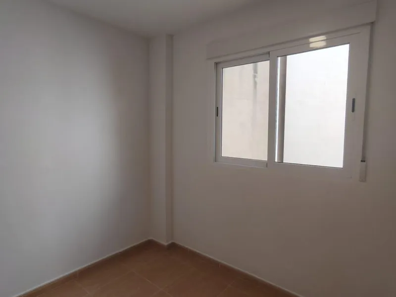 Apartamento de 2 dormitorios y 2 baños en San Blas de Alicante