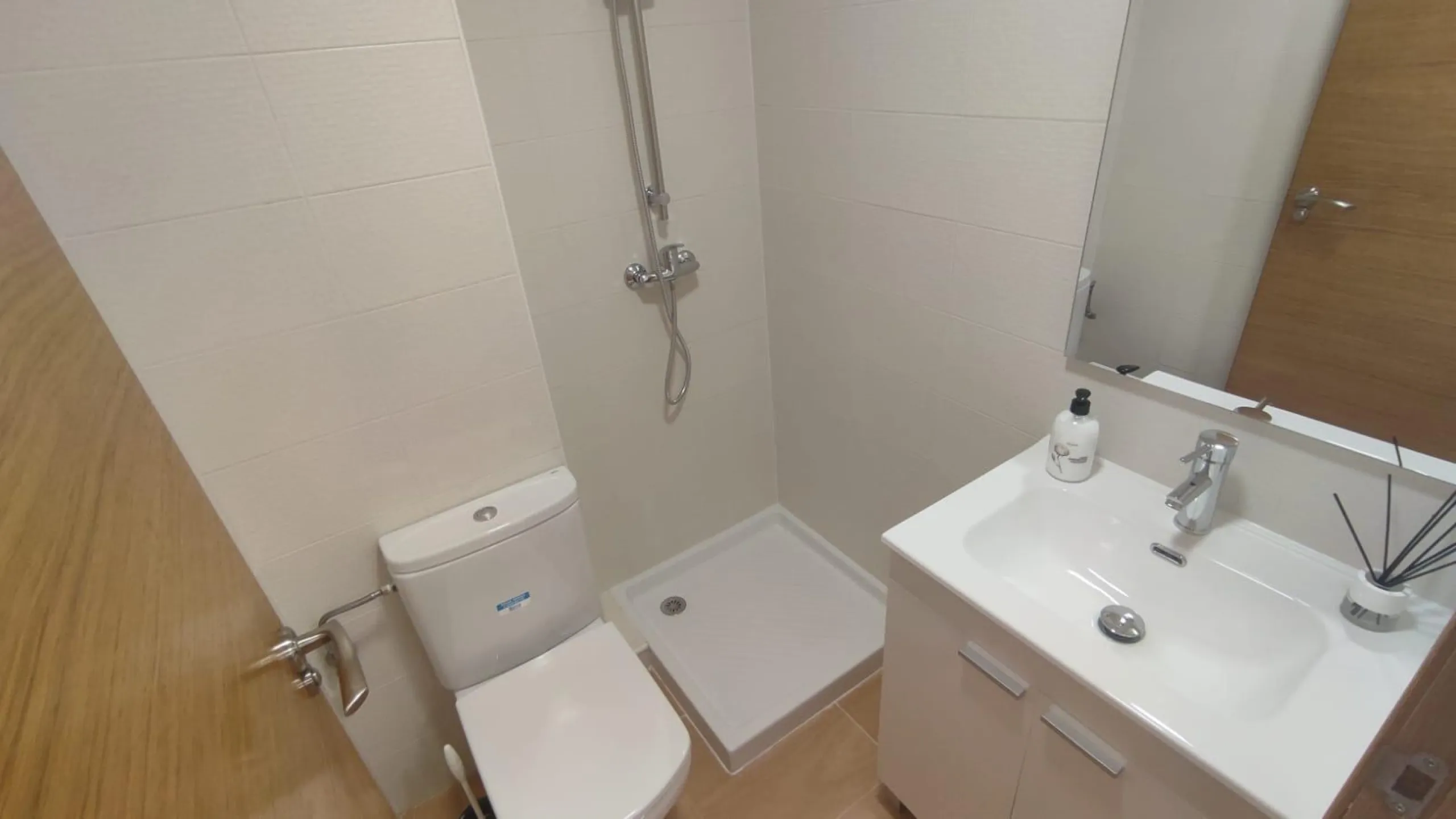 Apartamento de 2 dormitorios y 2 baños en San Blas de Alicante