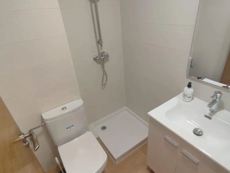 Apartamento de 2 dormitorios y 2 baños en San Blas de Alicante
