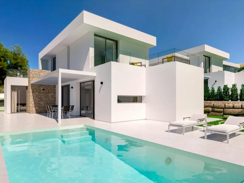 New luxury villas with private pool in Sierra Cortina