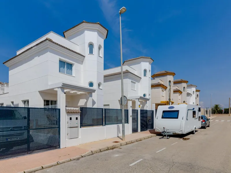 NEW BUILD RESIDENTIAL IN SAN FULGENCIO