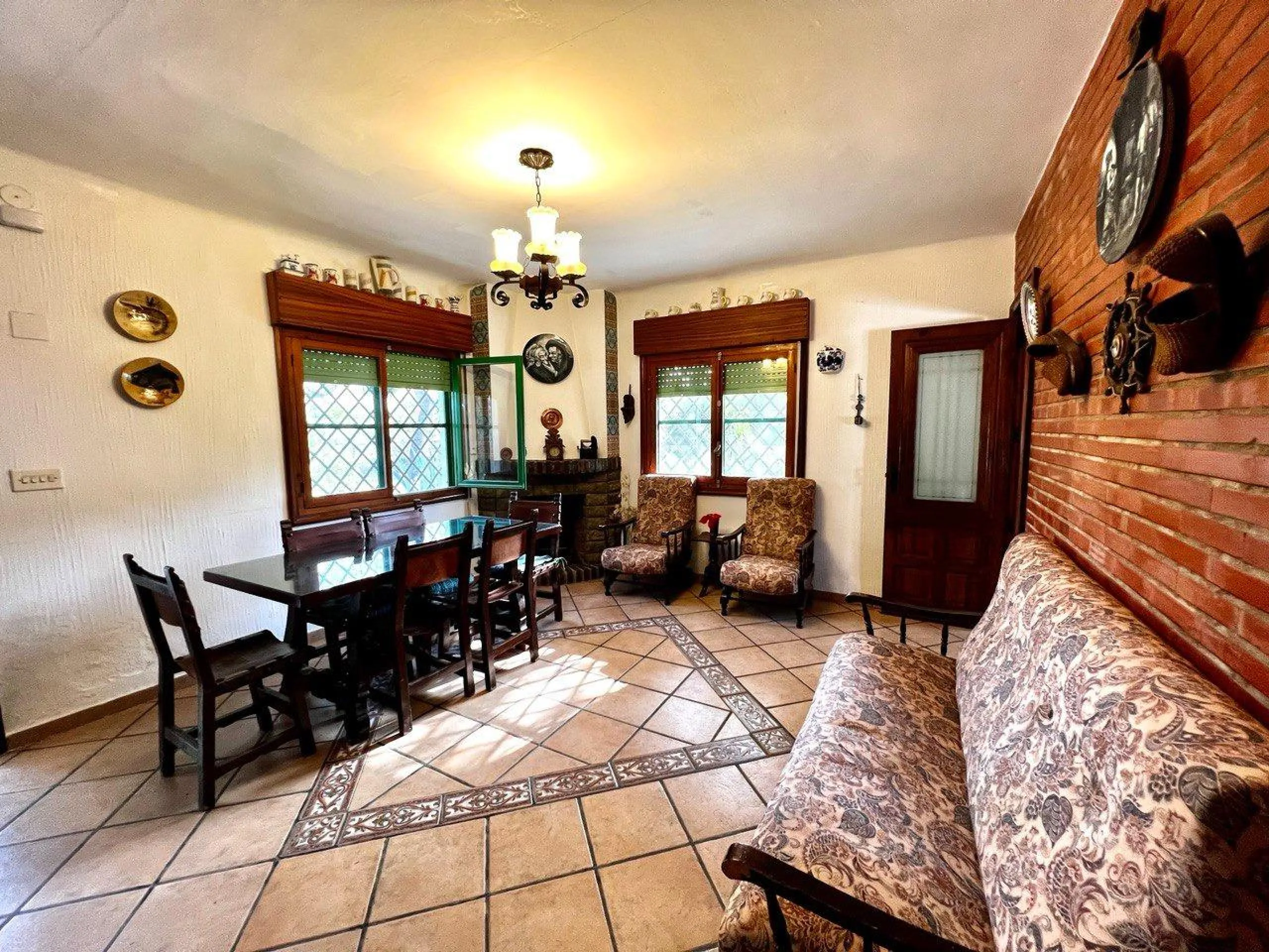 Chalet con 1000 metros de terreno en la zona Sol y Luz de San Vicente del Raspeig, Alicante