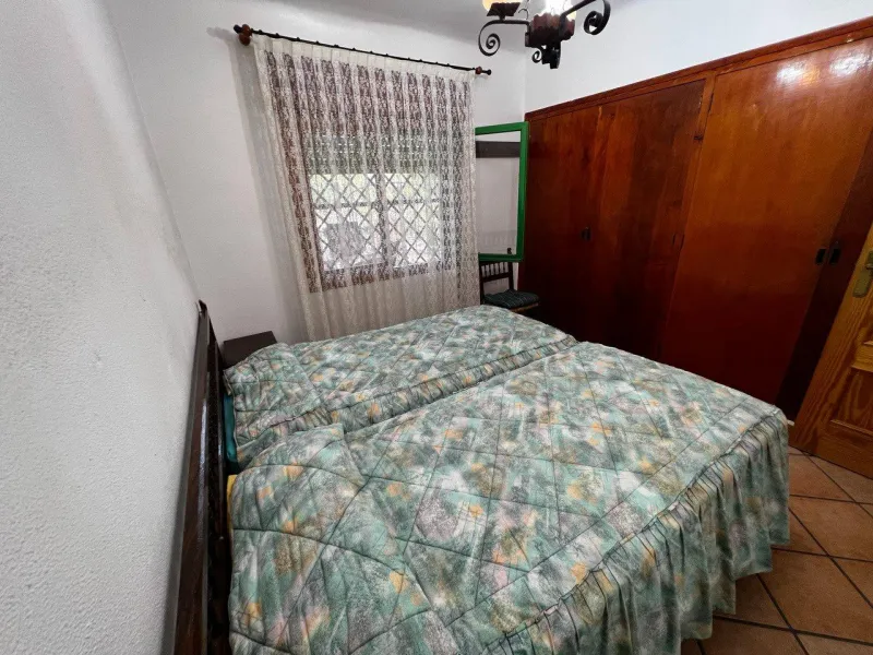 Chalet con 1000 metros de terreno en la zona Sol y Luz de San Vicente del Raspeig, Alicante