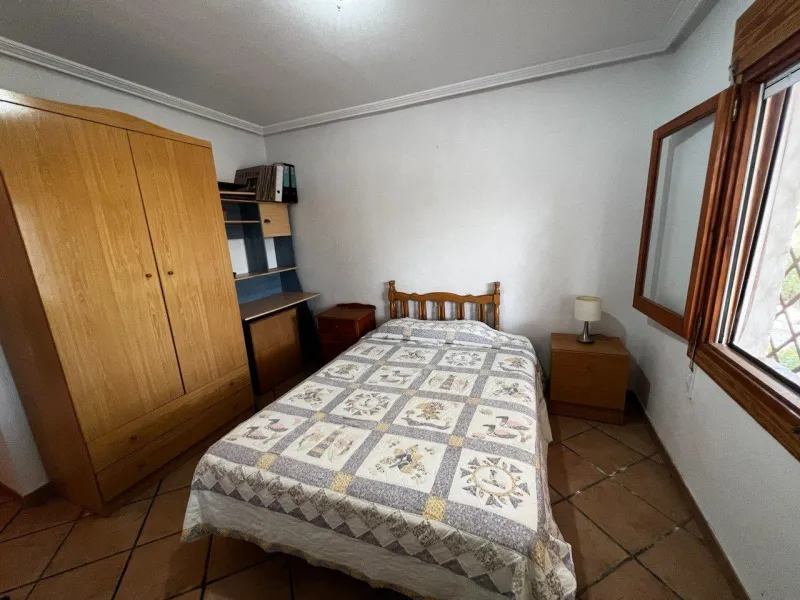 Chalet con 1000 metros de terreno en la zona Sol y Luz de San Vicente del Raspeig, Alicante