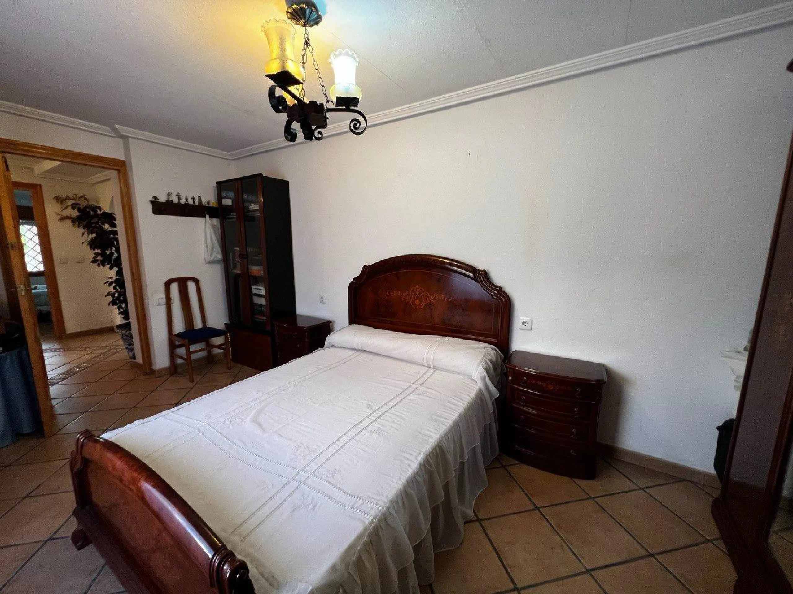 Chalet con 1000 metros de terreno en la zona Sol y Luz de San Vicente del Raspeig, Alicante
