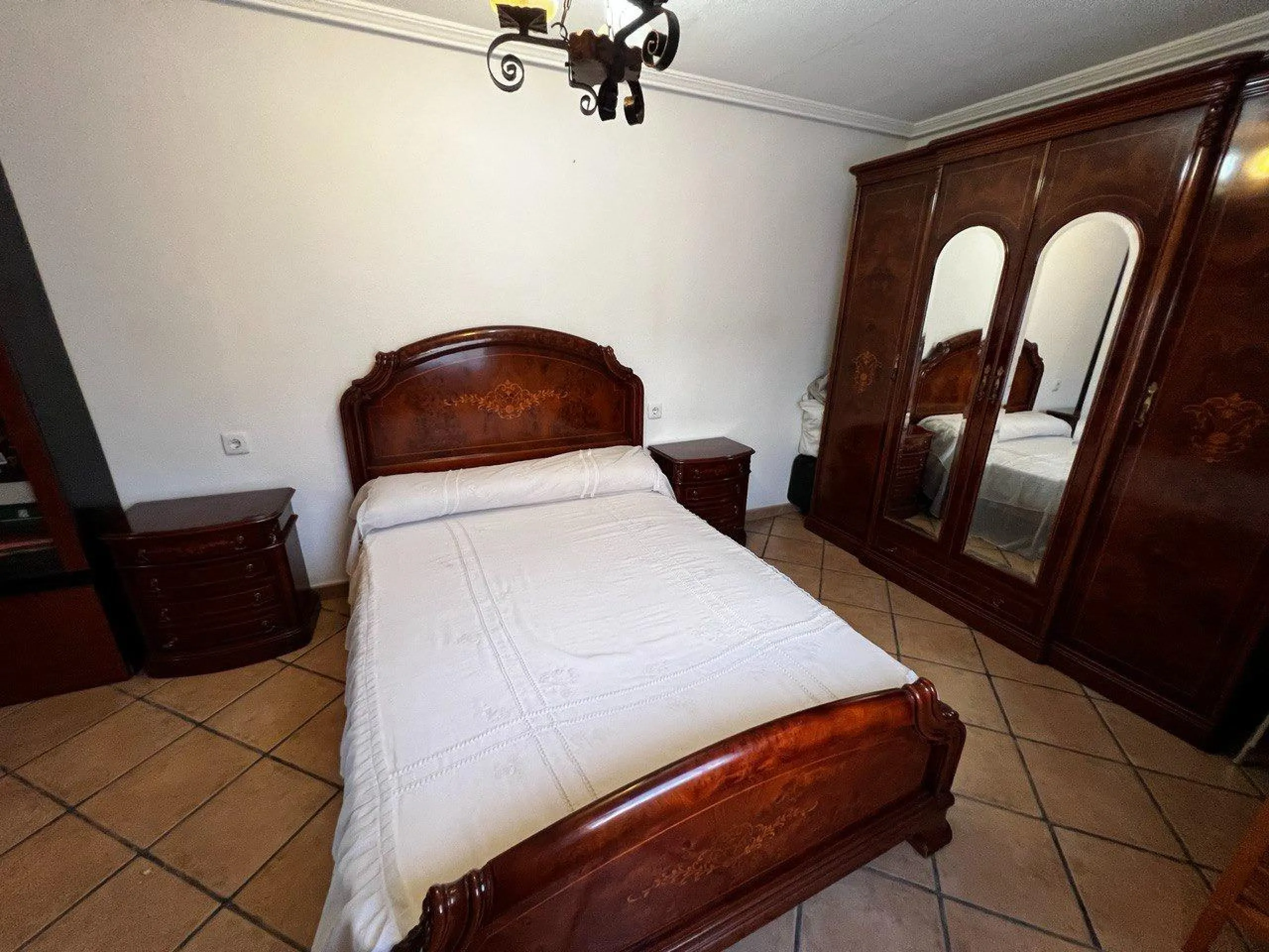 Chalet con 1000 metros de terreno en la zona Sol y Luz de San Vicente del Raspeig, Alicante