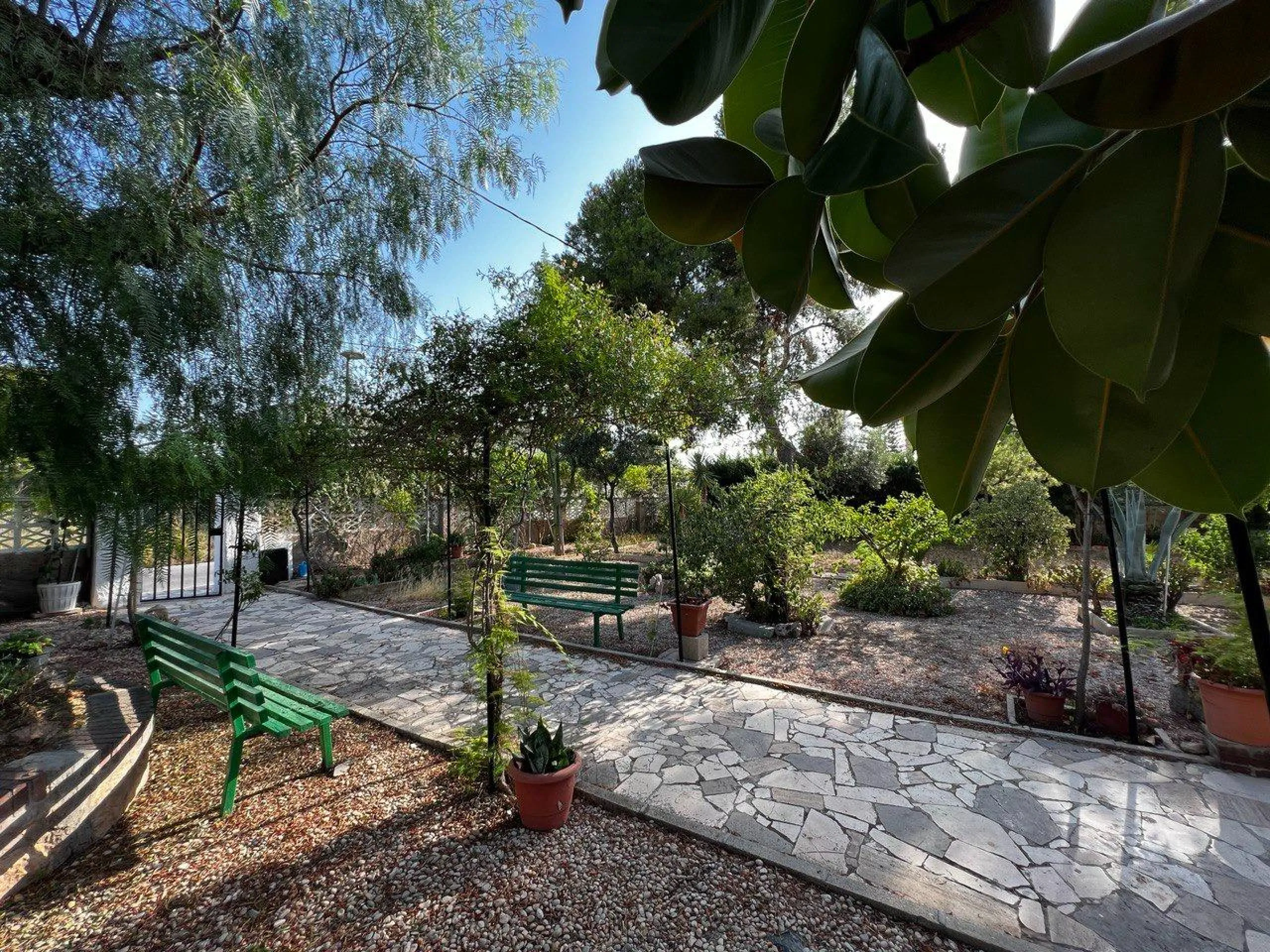 Chalet con 1000 metros de terreno en la zona Sol y Luz de San Vicente del Raspeig, Alicante