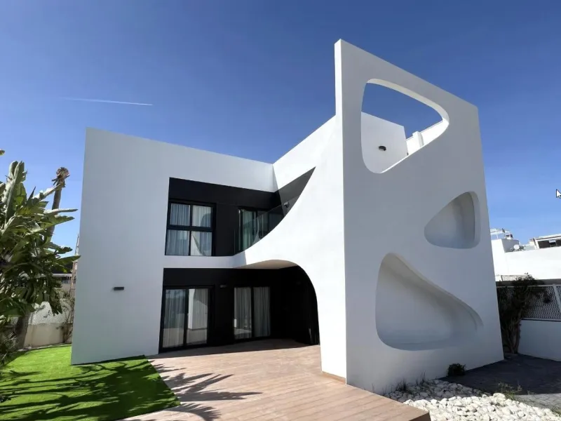 NUEVOS CHALETS EN CIUDAD QUESADA!!